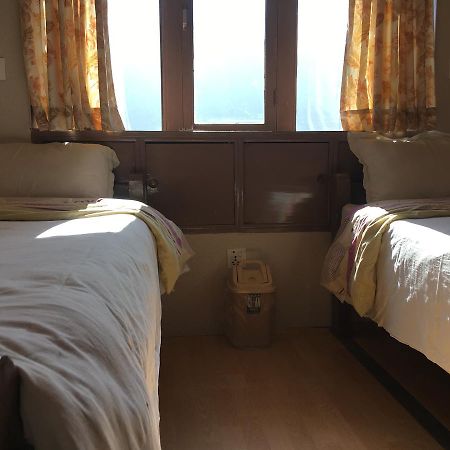 Hotel Khangri Namche Екстериор снимка