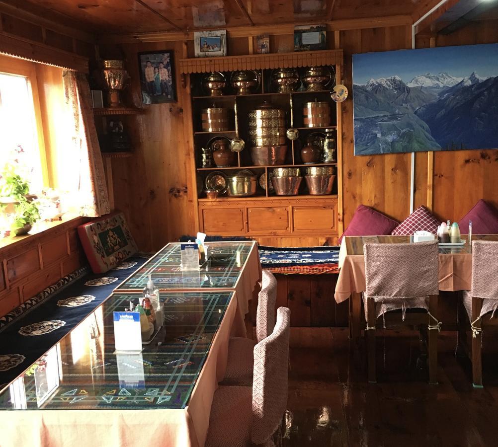 Hotel Khangri Namche Екстериор снимка