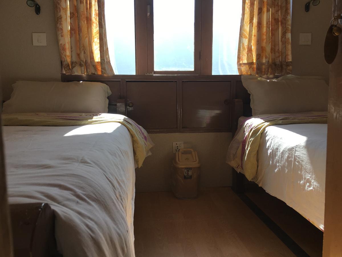 Hotel Khangri Namche Екстериор снимка