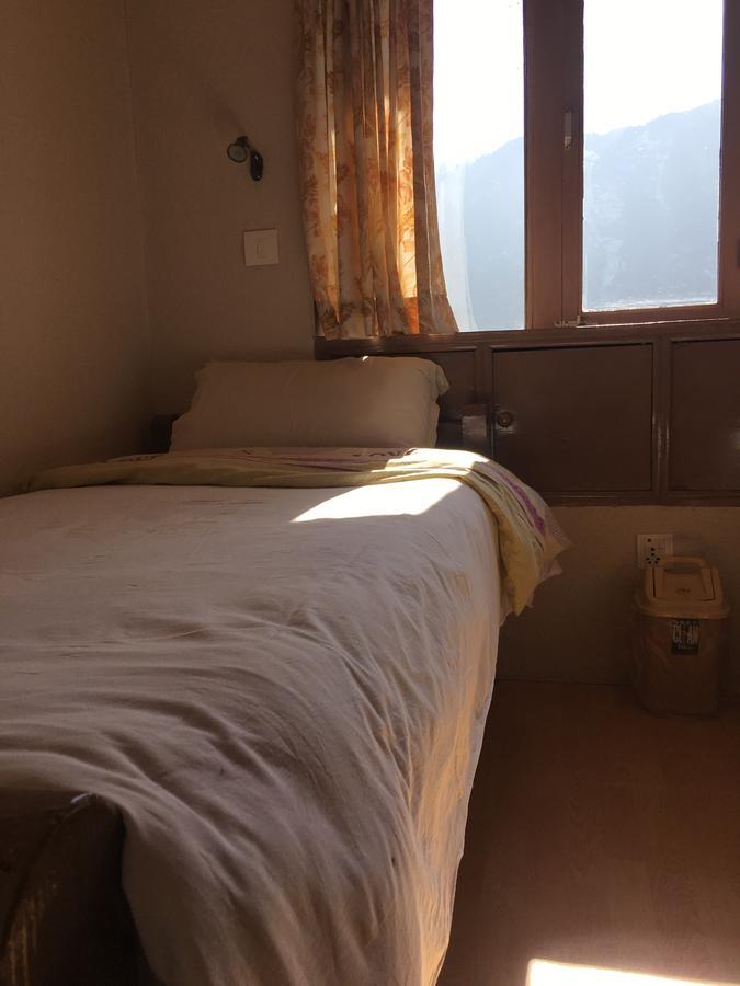 Hotel Khangri Namche Екстериор снимка