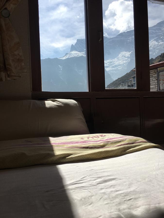 Hotel Khangri Namche Екстериор снимка