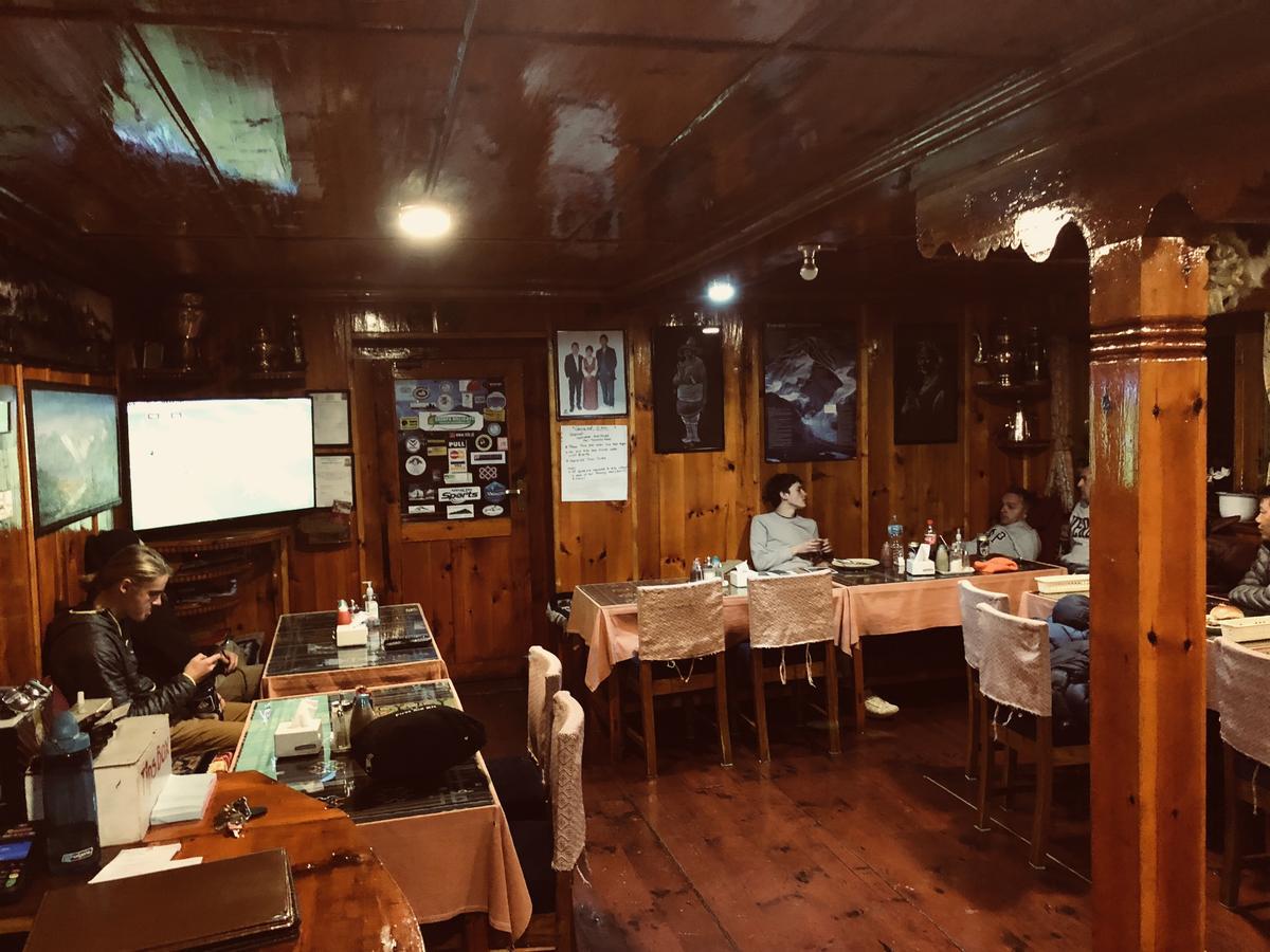 Hotel Khangri Namche Екстериор снимка